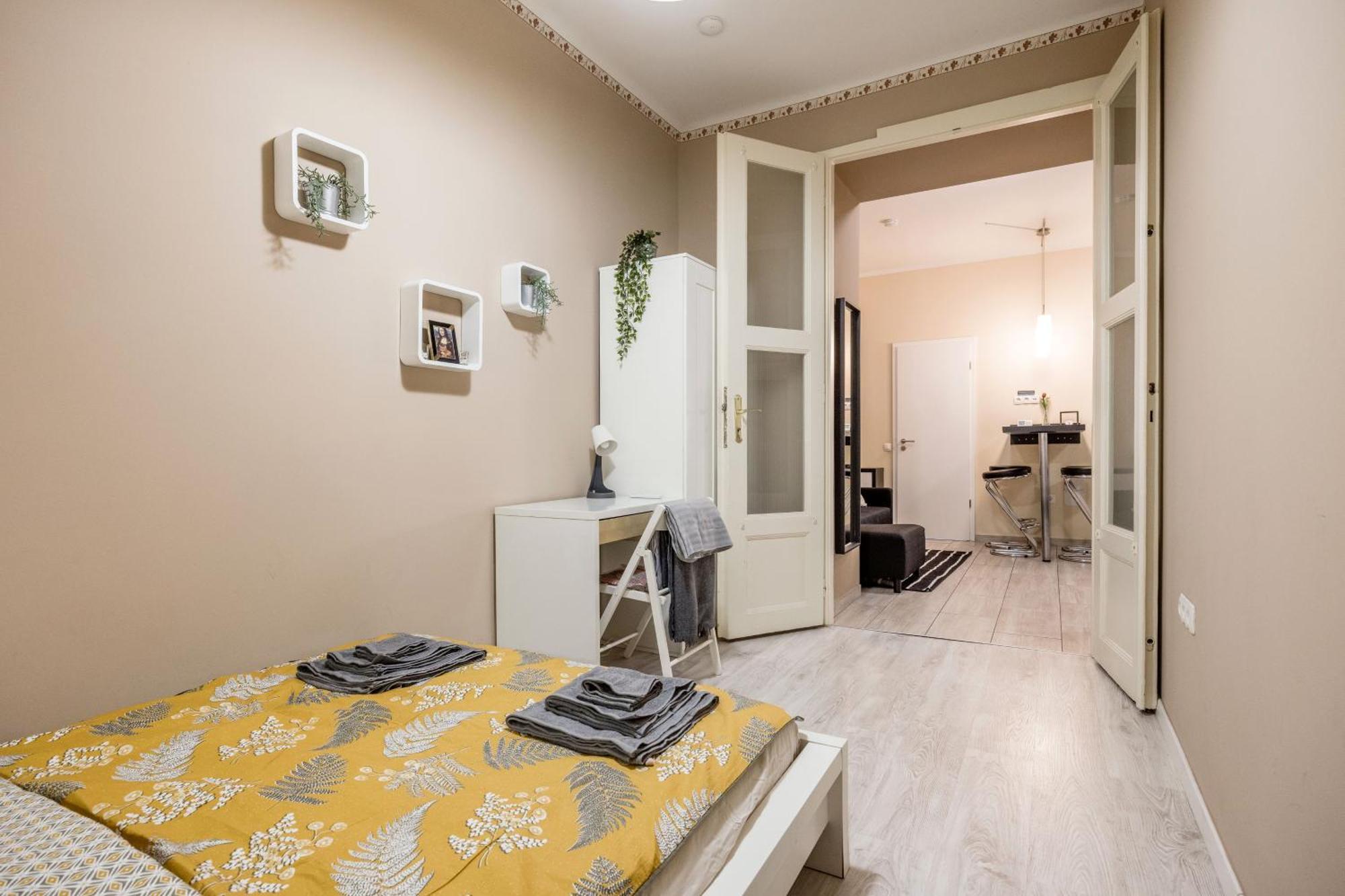 Roomback - 2br With Ac Near Deak Ter Apartamento